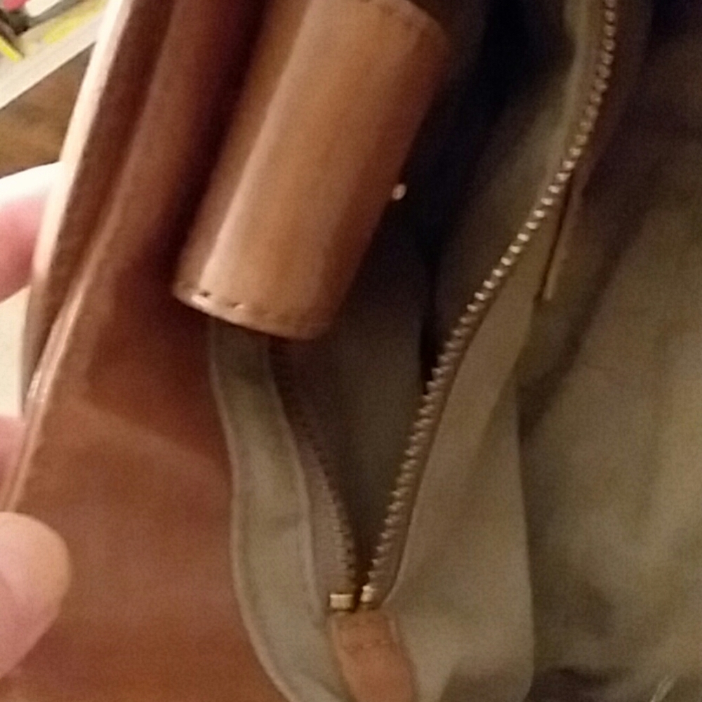 Purse - Picture 4 of 9